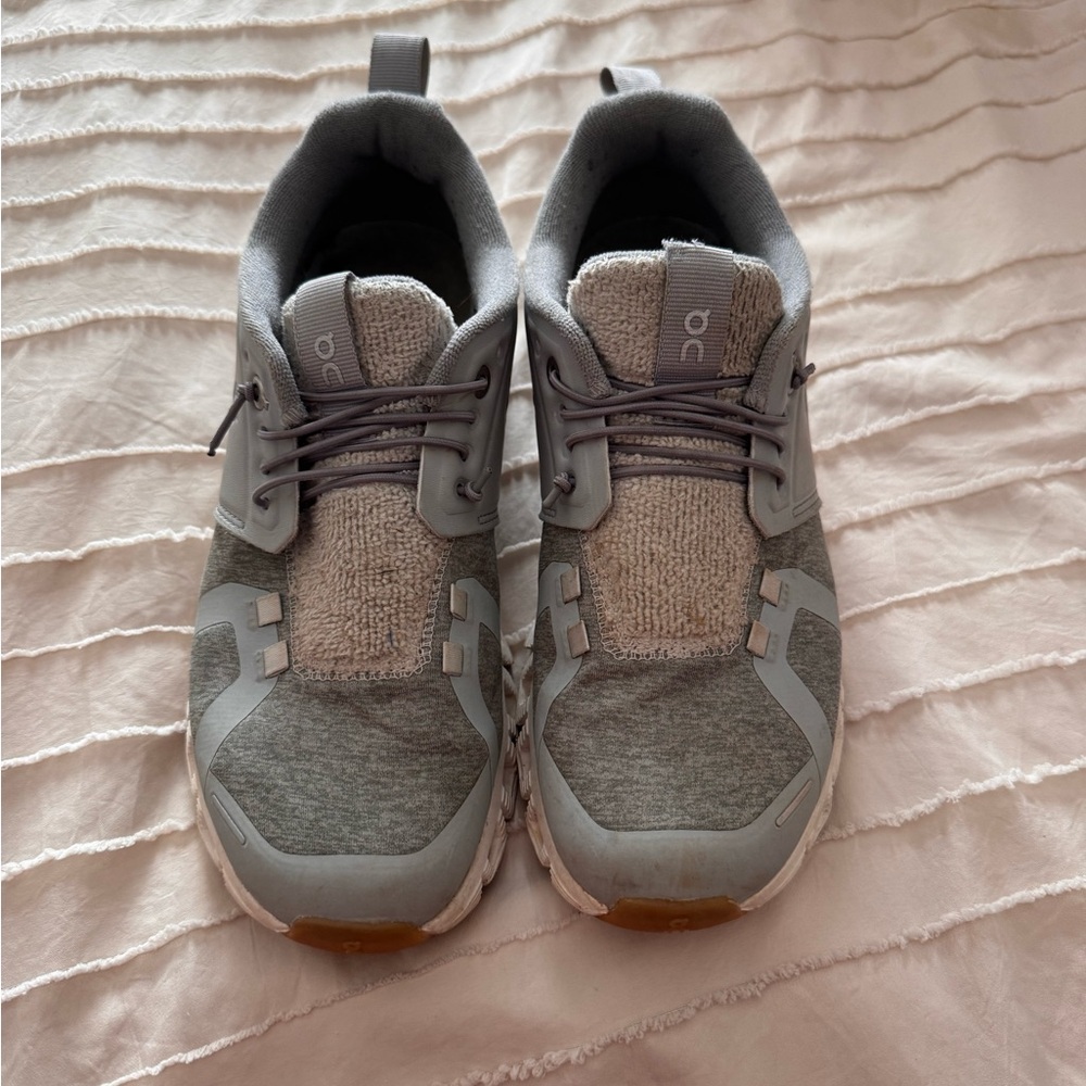 Women's Gray Sneakers